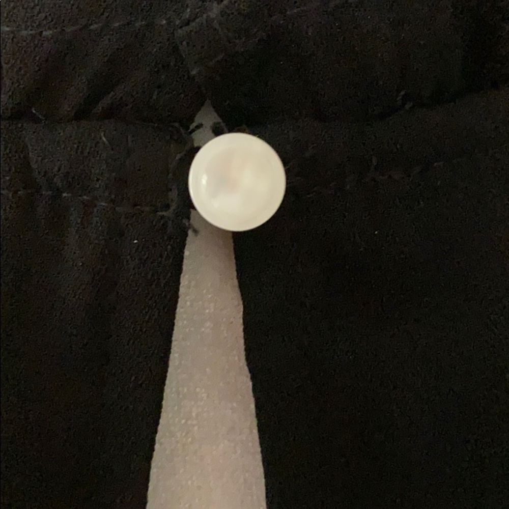 Beautiful Guest Editor Blouse - Picture 6 of 6